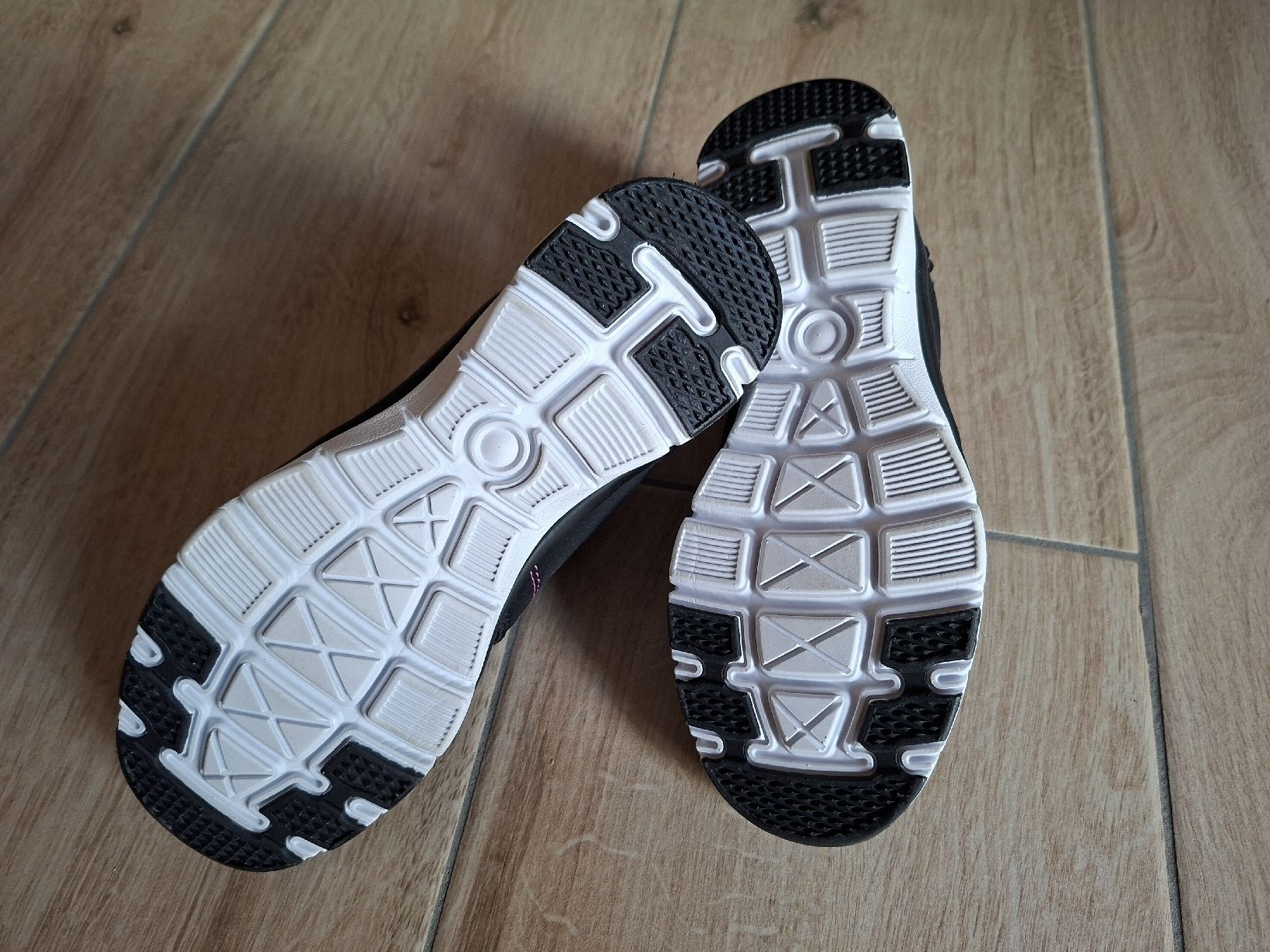 Damenschuhe: Turnschuhe Gr.38 – Neu (gemäss Beschreibung) aus Schüpfheim von lin_p7wr 3