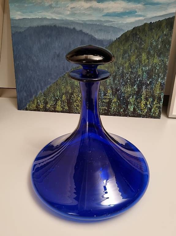 Caraffe: Glaskaraffe blau mit geschliffenem Deckel – Usato da Zürich venduto da Reimann3 2