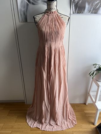 REISS Ring-Detail Halterneck Maxi Dress in Pink Gr. 34