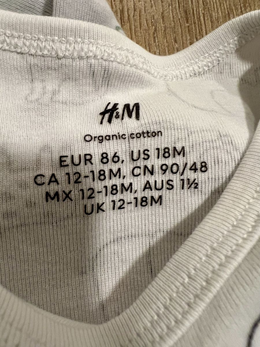 H&M Lotti & Set di vestiti: H&M Babybodys, Größe 86, 3er-Pack – Usato da Zürich venduto da GOJ_fr6c 1