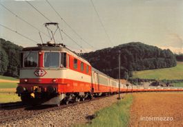 Bahn // Lokomotive Re 4/4 // Neuer Städtezug SBB CFF FFS