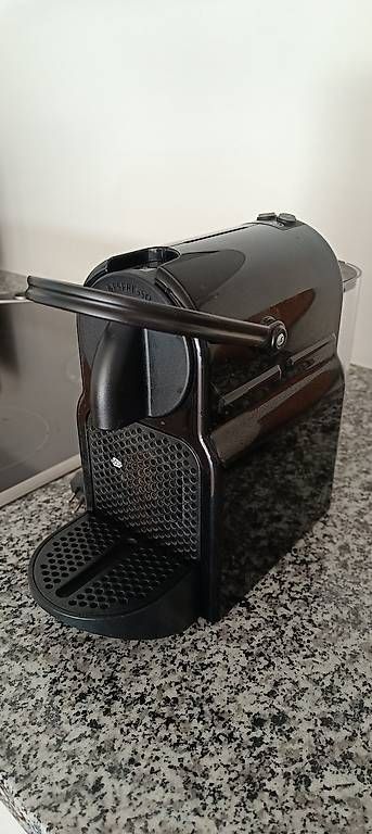 Macchine per caffè & Macchine per espresso: Nespresso Maschine – Usato da Balgach venduto da shanti101