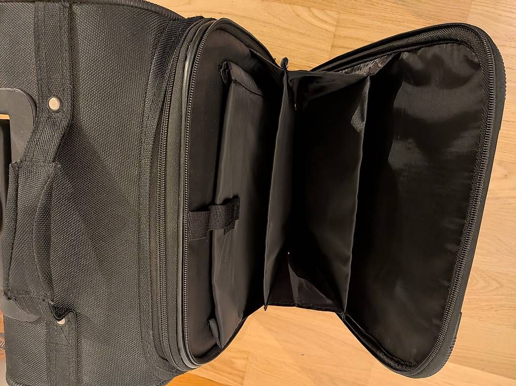 Valises de voyage: Valise – D'occasion à Gland par OleksandrB 2