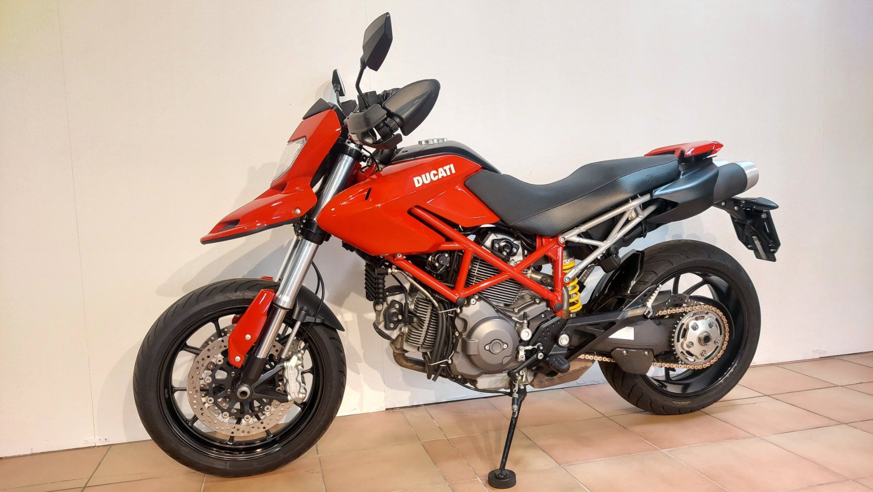 Ducati Strada: Ducati Hypermotard 796 – Usato da Tägerschen venduto da Moto-Welt 3