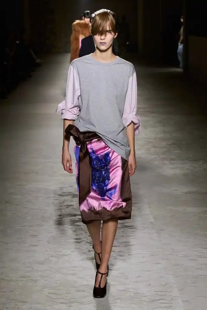 T-shirt: NEW Dries van Noten Heos Cuffed Longsleeve – Nuovo e nell'imballaggio originale da St.Gallen venduto da ArchivTheShop