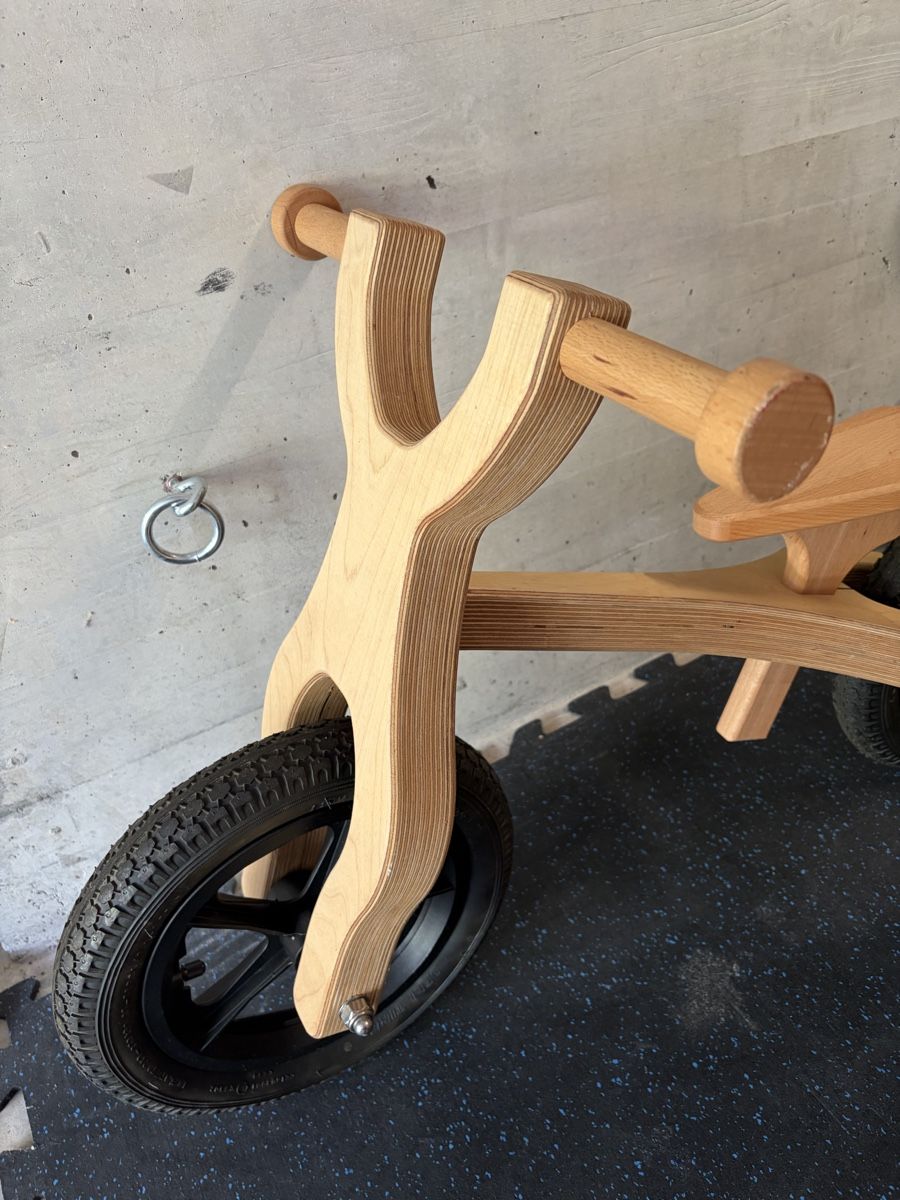 Veicoli per bambini: Holzhelden Fahrrad CH – Usato da Rombach venduto da rubia.ndy 1