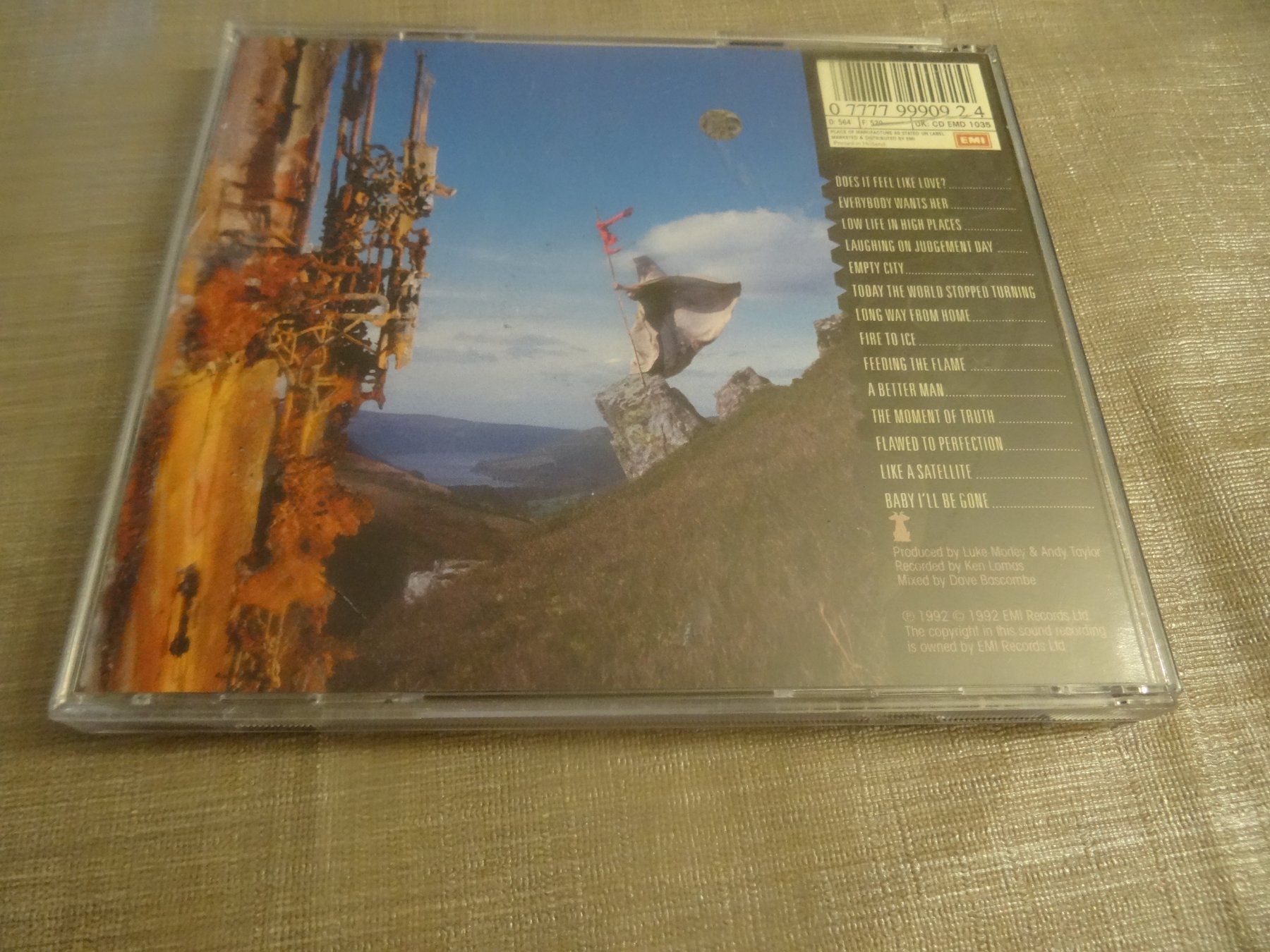 CDs: Thunder - Laughing on Judgement Day CD (Original) – Gebraucht aus Olten von Disc-Ausverkauf 1