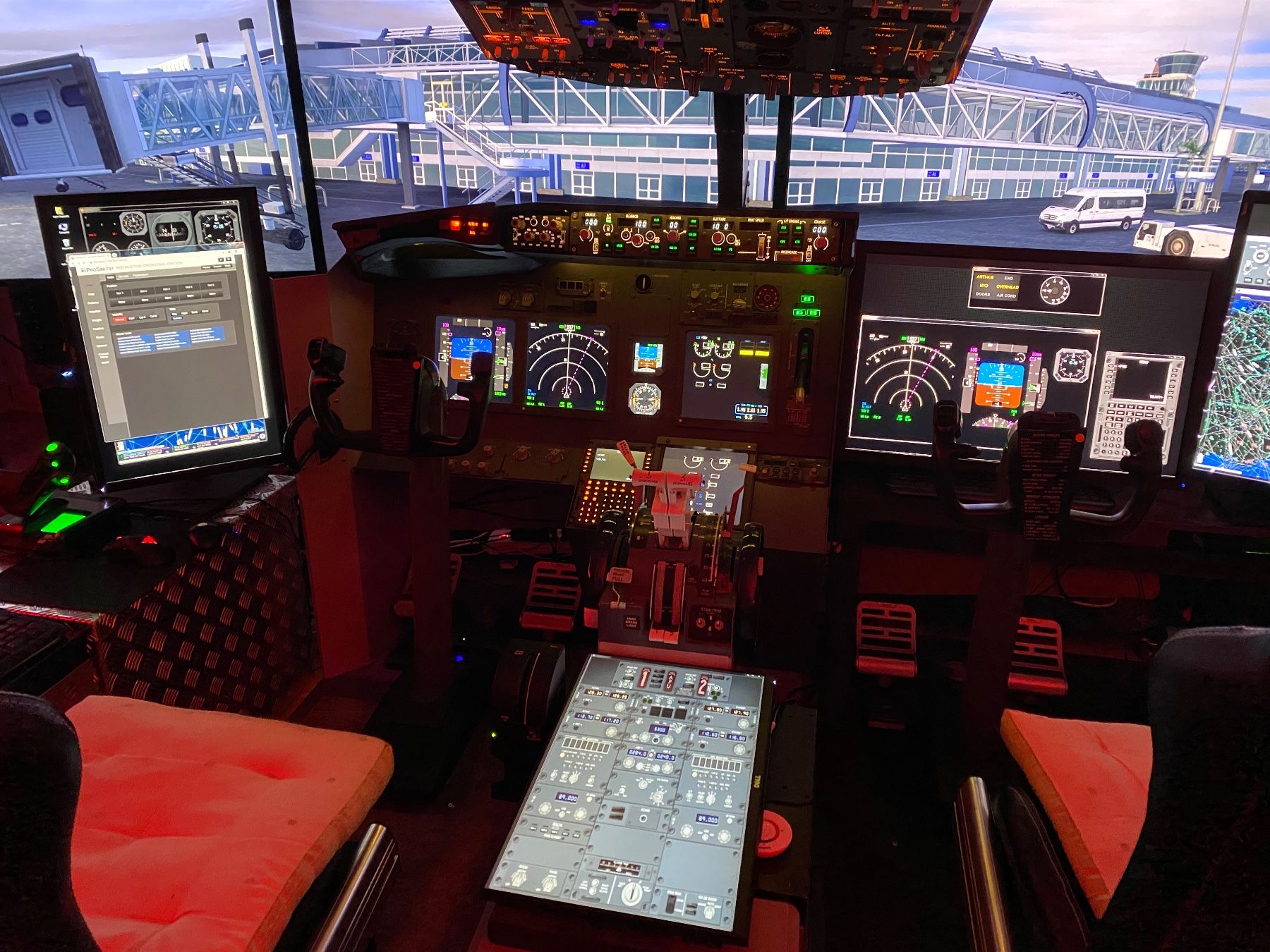 PC: Flugsimulator-Cockpit (Jetmax Boeing 737-800) – Usato da Wilen b. Wollerau venduto da Nobu 3