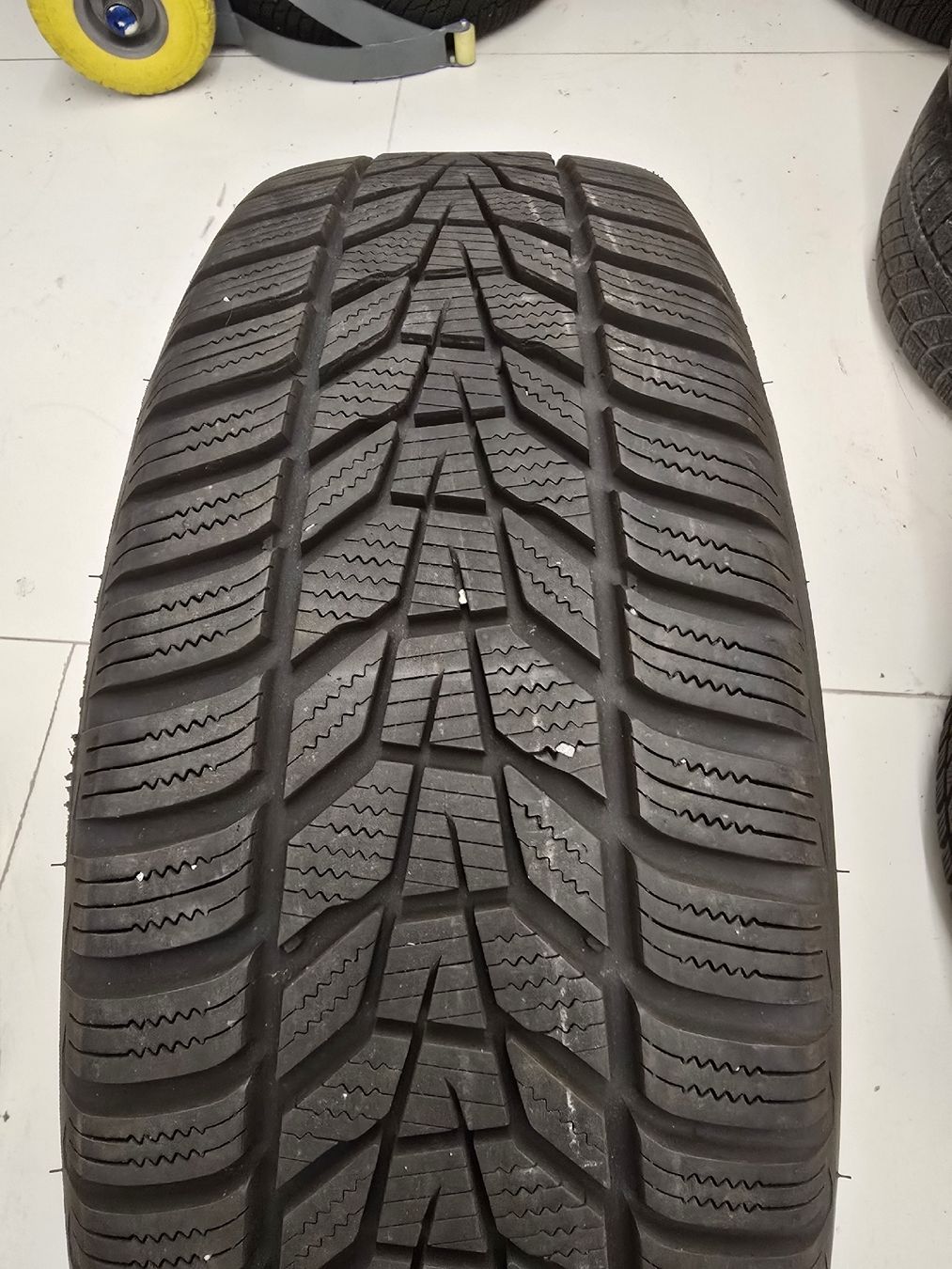 Pneus & Kompletträder: Roues Hiver 17" VW Tiguan – Gebraucht aus Rolle von Challenge13 5