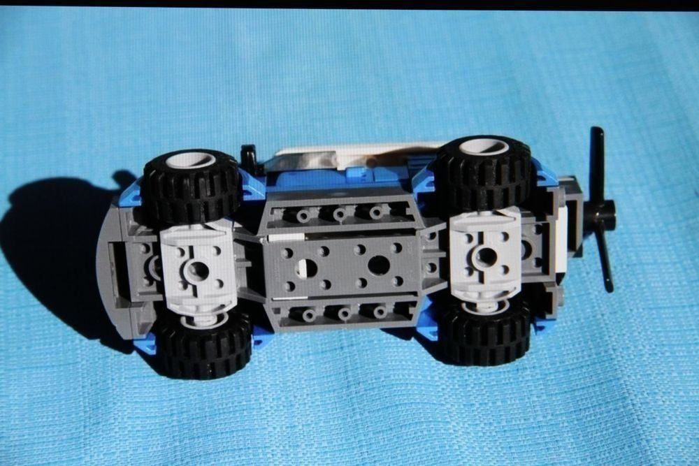 Lego Baukästen: Lego, Auto mit Propellerantrieb – Gebraucht aus Nesselnbach von ubourson 5