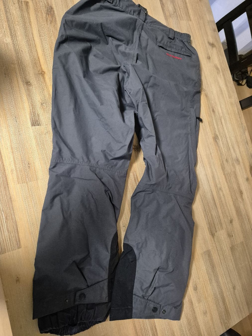 Mammut Pantaloni: Mammut Herren Wanderhose Gr. 50 – Usato da Gerlafingen venduto da nila44 1