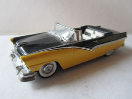 Ford Fairlane von Vitesse resp. Quartzo