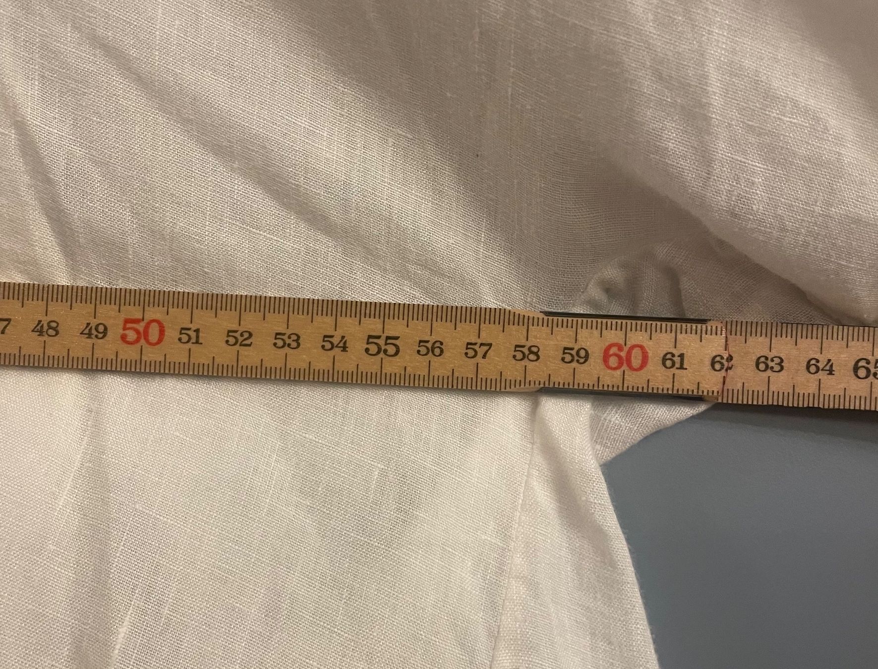 Max Mara Blusen: Weisse Max Mara Leinen Bluse super Zustand – Gebraucht aus Zürich von Pudelkerne 3