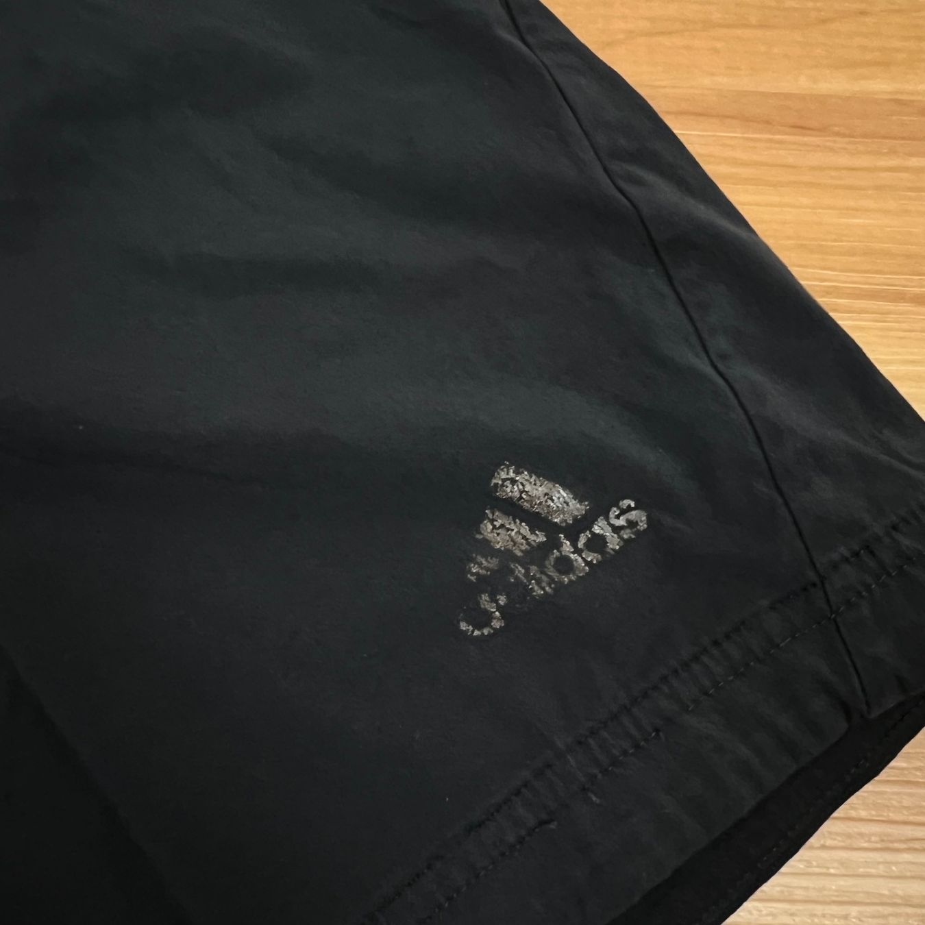 Adidas Pantalons: Vintage Adidas Logo Shorts – D'occasion à Herisau par 1asupply 1