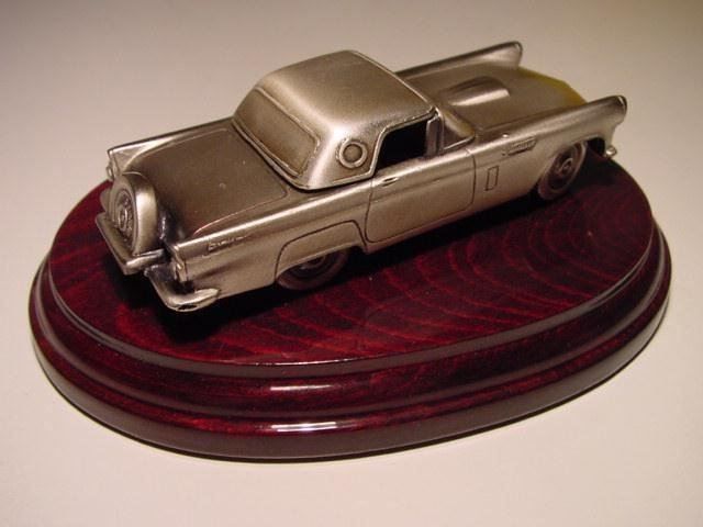 Ford Modellini d'auto: Ford T-Bird Thunderbird 1957 mit Hardtop – Nuovo e nell'imballaggio originale da Giswil venduto da Healey71 2