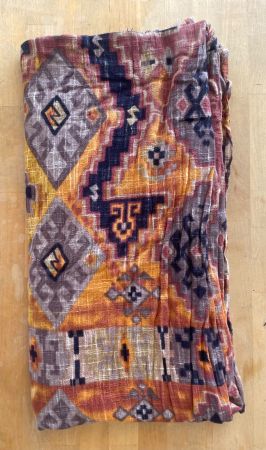 Zara Schal / Foulard mit Ethno-Ikat-Muster – Boho-Stil