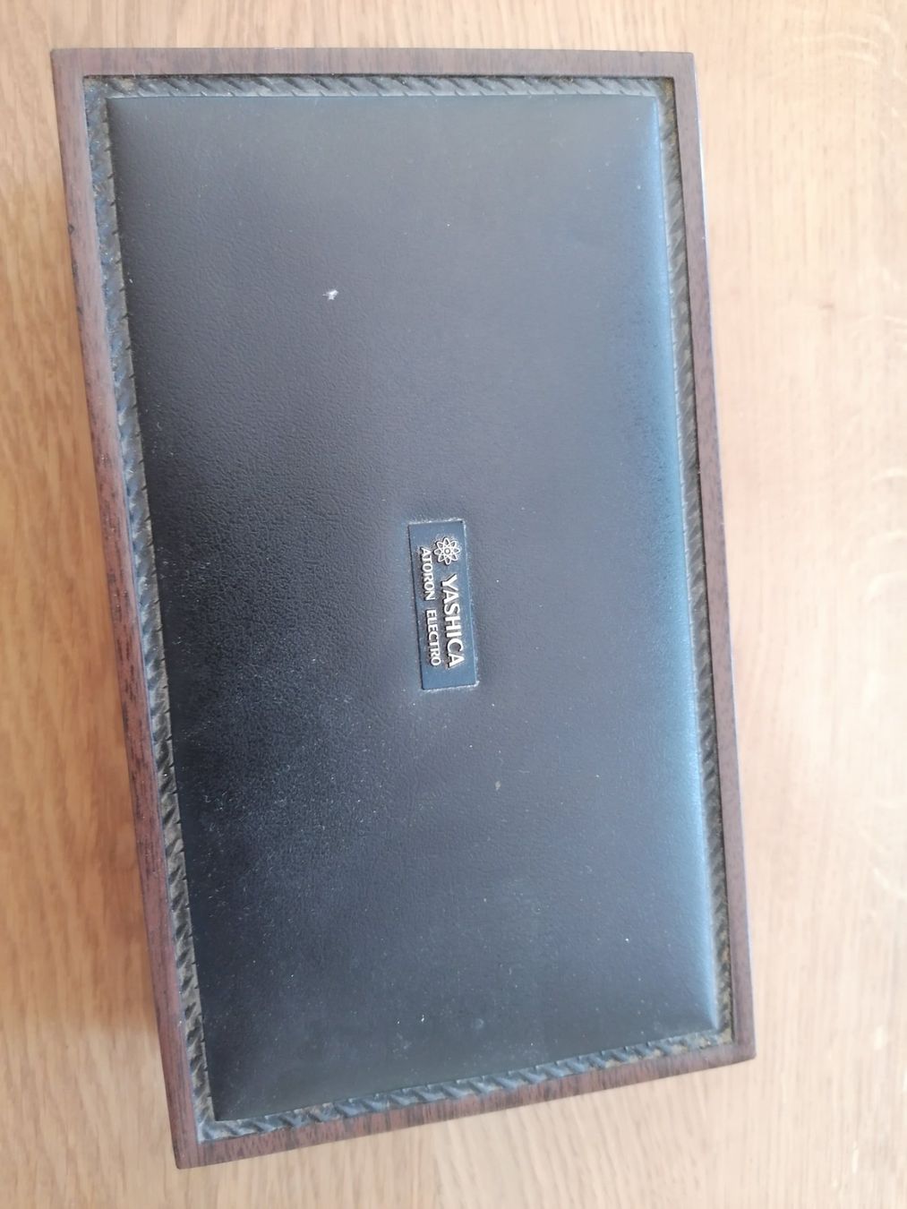 Yashica Fotocamera: Yashica Atoron Electro - Miniaturfotokamera – Usato da Basel venduto da vintagecollector 6