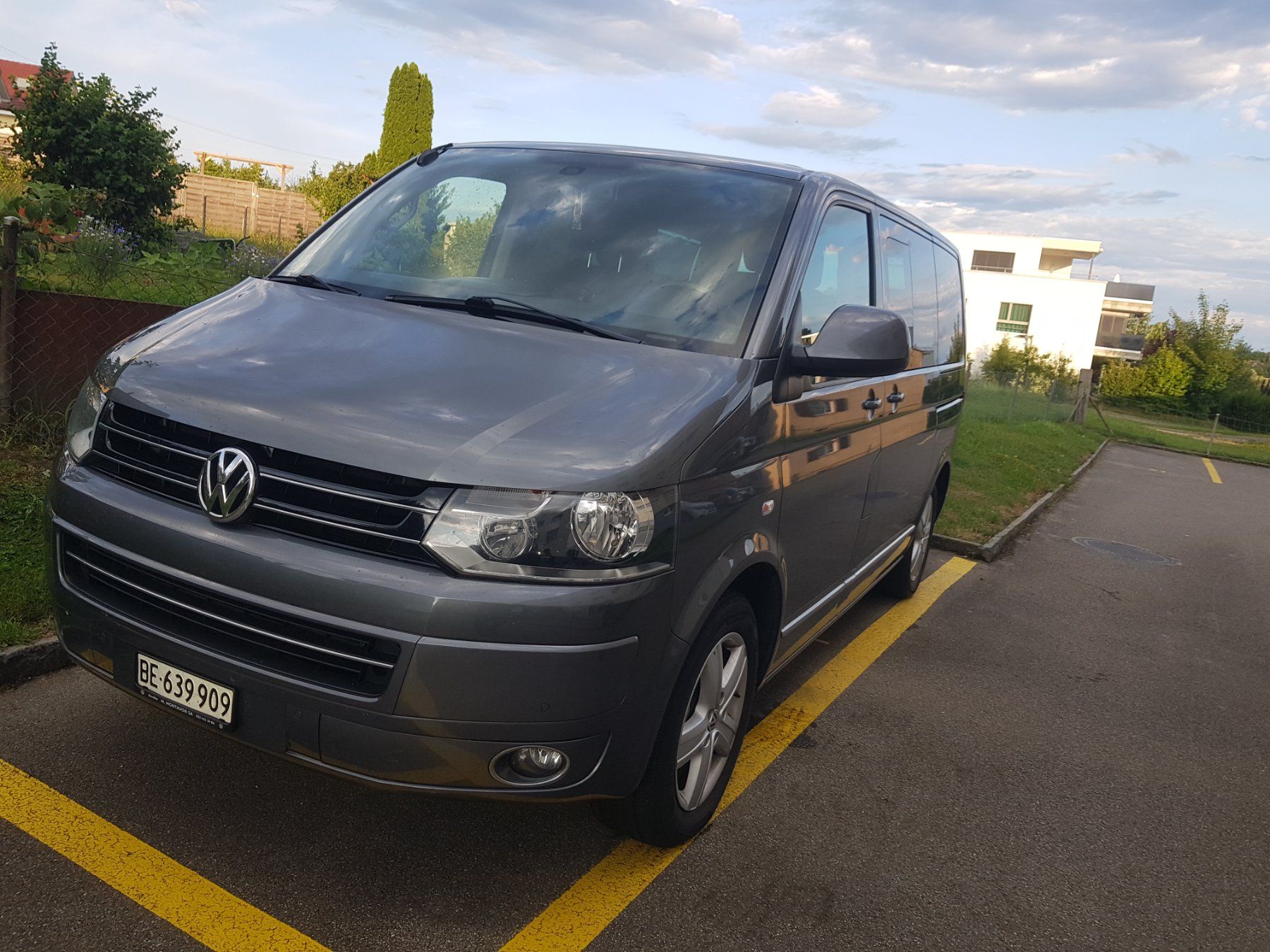 VW Veicoli da campeggio: VW T5 MULTIV. TDI 4M – Usato da Biel / bienne venduto da Sarouch9 2