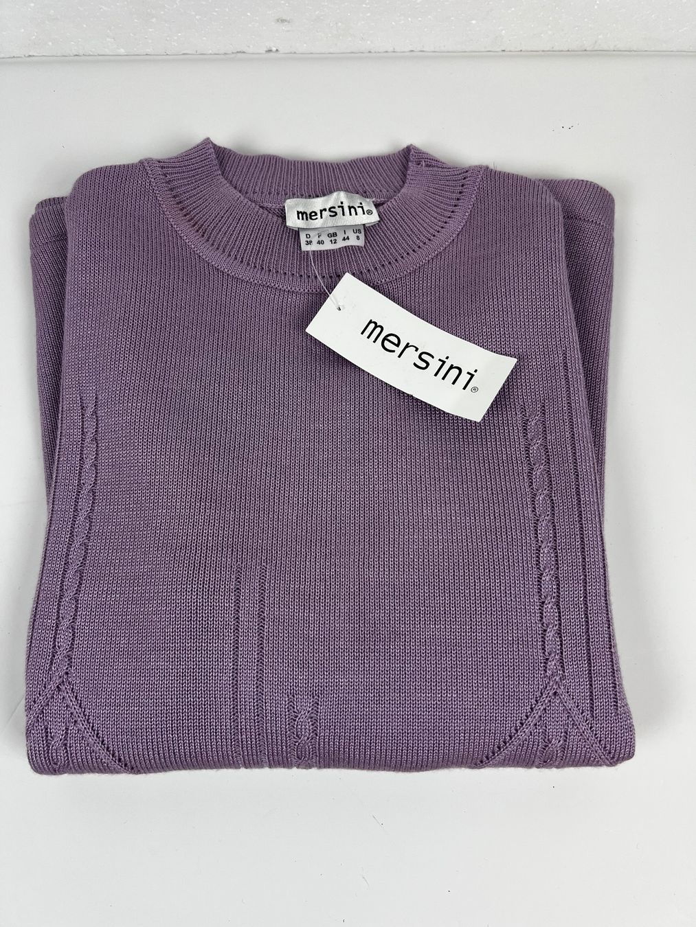 Maglioni & Felpe: NEW Pullover Lilac VINTAGE Sweater – Usato da Schaffhausen venduto da vandemonian