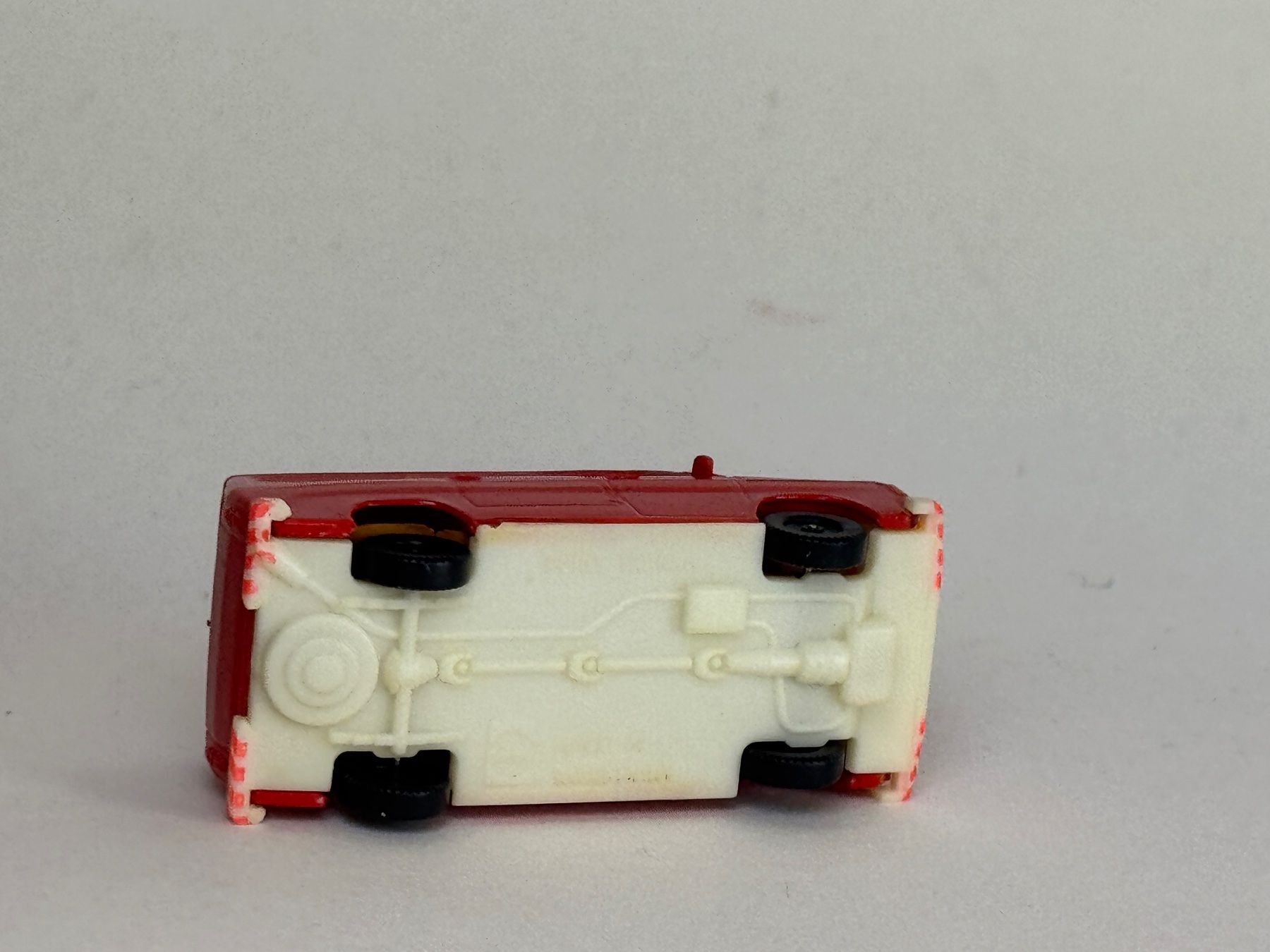 Herpa Modellini d'auto: Herpa Ford Transt Kasten Feuerwehr – Usato da Elm venduto da Wikmtz 2