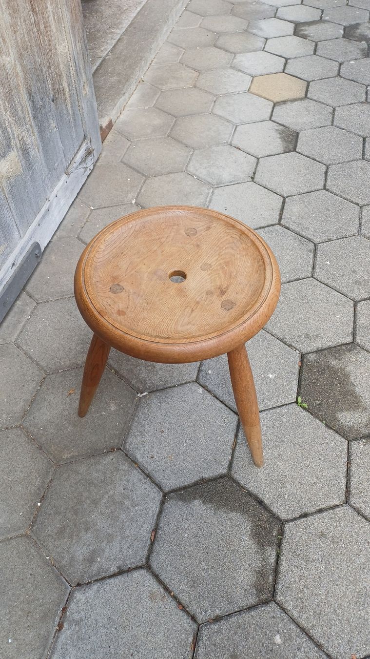 Sgabelli: Antiker Hocker – Usato da Flawil venduto da Pinkmalibu