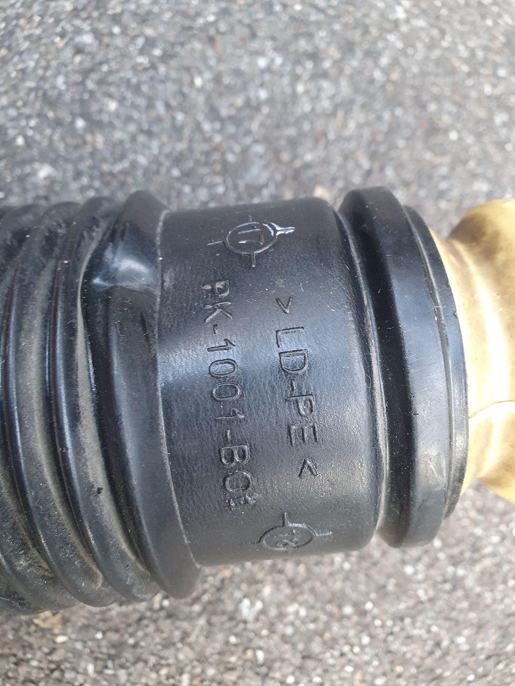 BMW Tutti pezzi di ricambio auto: BMW E30 Zusatzdämpfer Staubschutzmanschette – Usato da Zürich venduto da Jderwisch 3