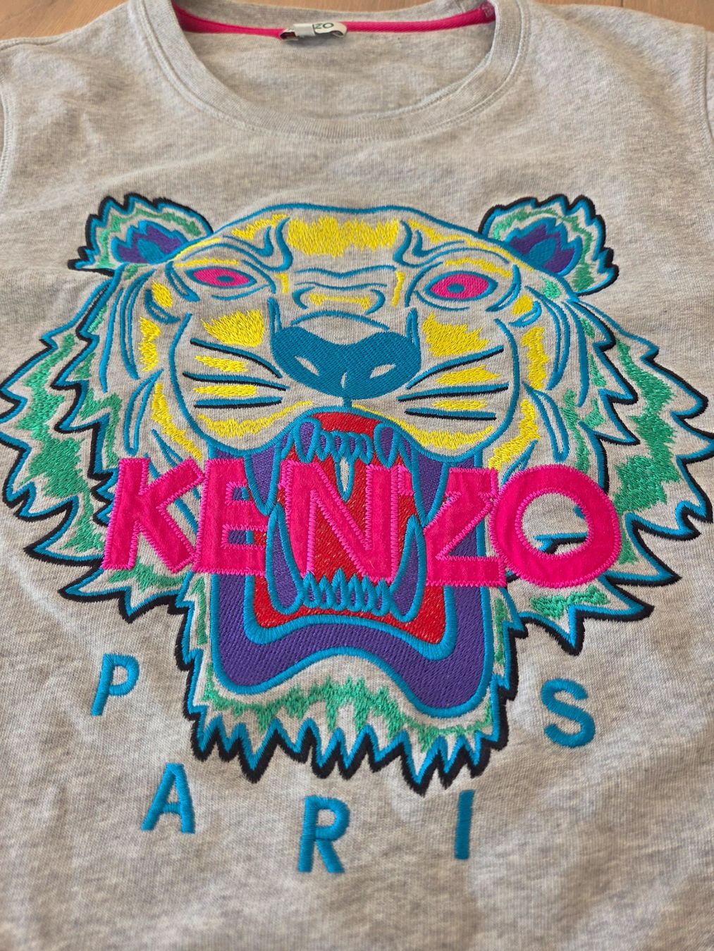 Kenzo Maglioni & Felpe: Kenzo Paris Pullover, Grau, Grösse M – Usato da Rüschlikon venduto da tiniweeeny 1