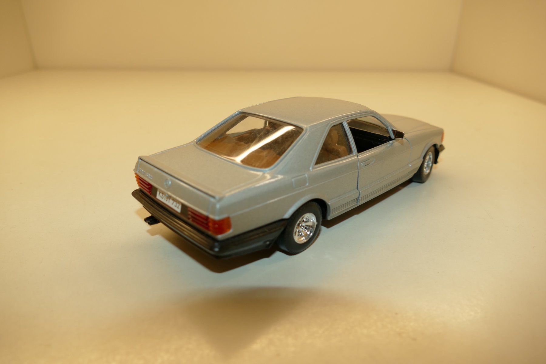 Bburago Modellautos: Burago 1:26: Mercedec Benz 600 SEC – Neu (gemäss Beschreibung) aus Niederhasli von rail-duerst 3