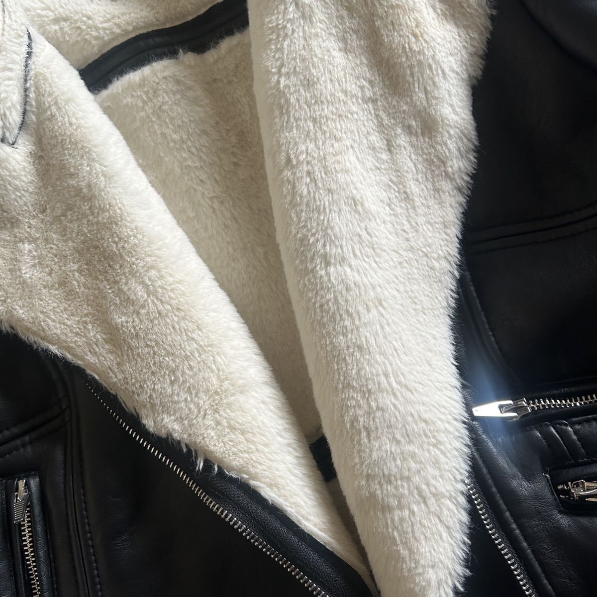 Giacche: Kunstlederjacke mit Fell – Nuovo (secondo la descrizione) da Winterthur venduto da Werischjenny 2