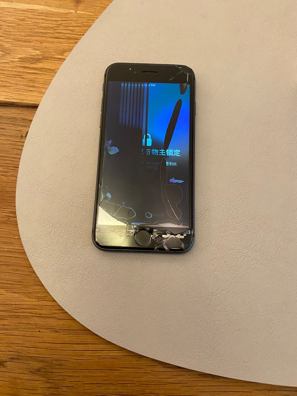 Apple Telefoni cellulari / Smartphones: iPhone 8 – Difettoso da Adliswil venduto da Busys