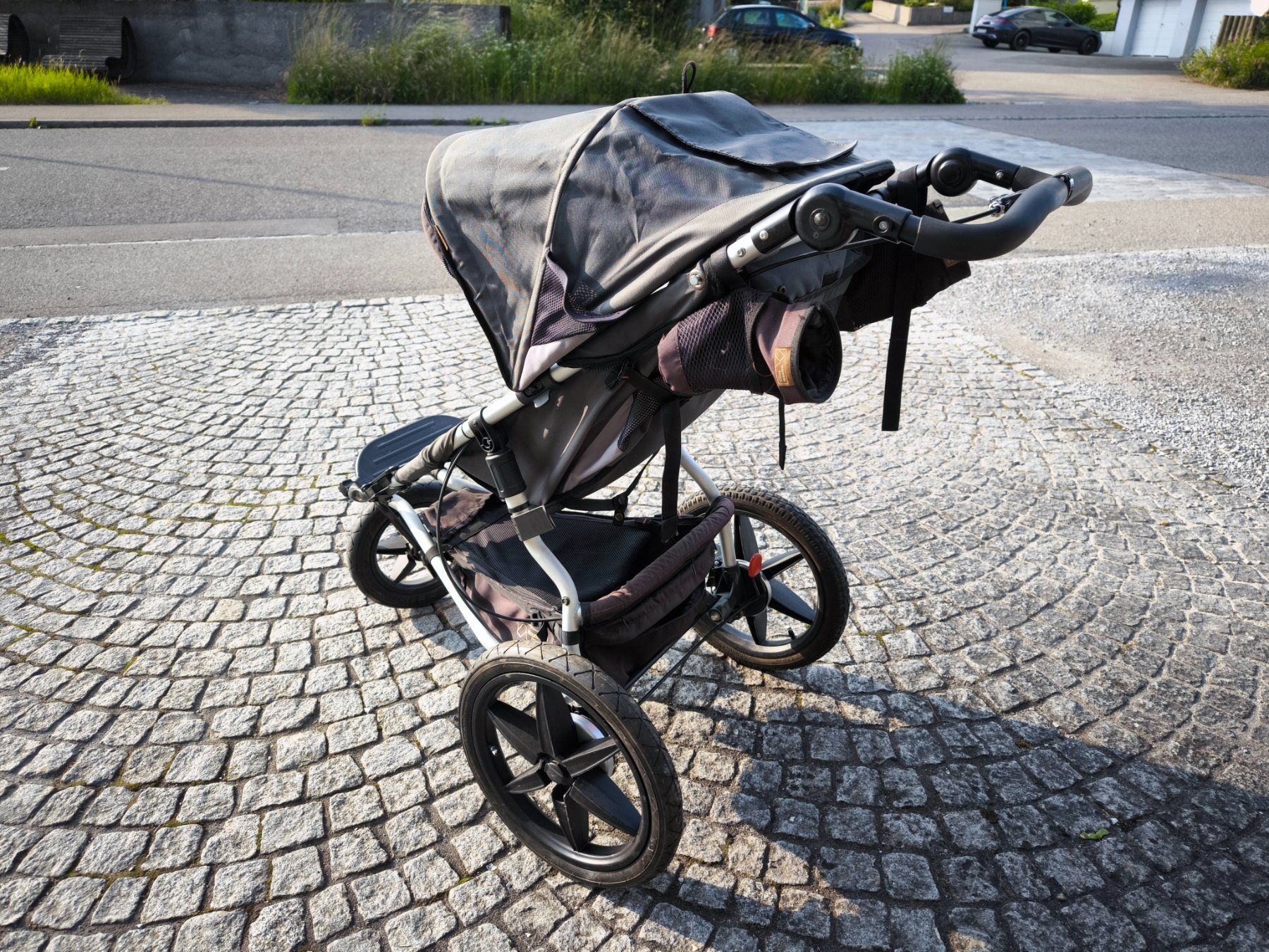 Mountain Buggy Kinderwagen: Mountain Buggy Terrain mit Zubehör – Gebraucht aus Brütten von Auctionboy 1