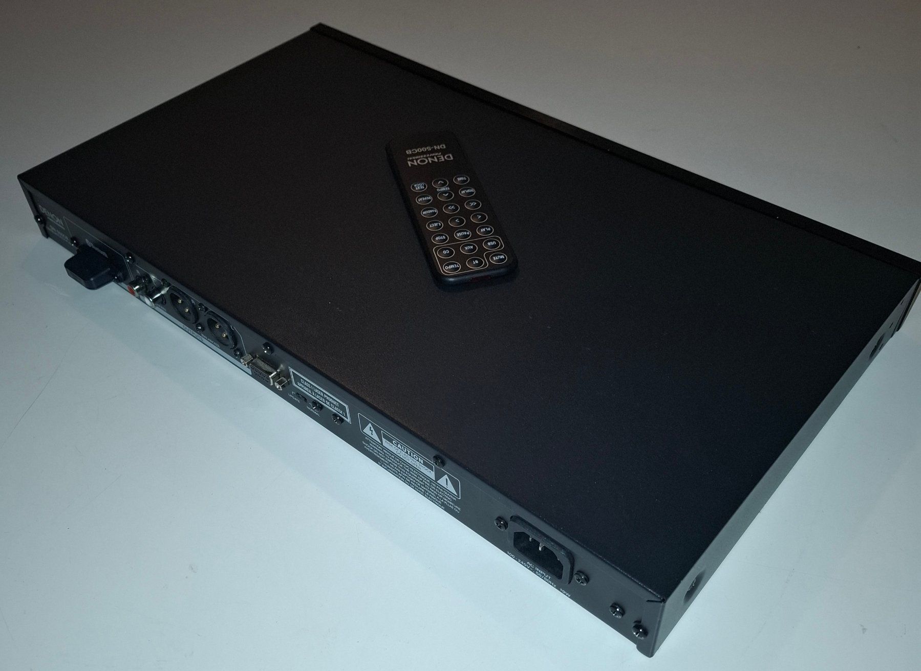 Denon Multimediaplayer & Streamer: Denon DN-500CB CD/BLUETOOTH PLAYER (defekt) – Defekt aus St. Gallen von WWL 6