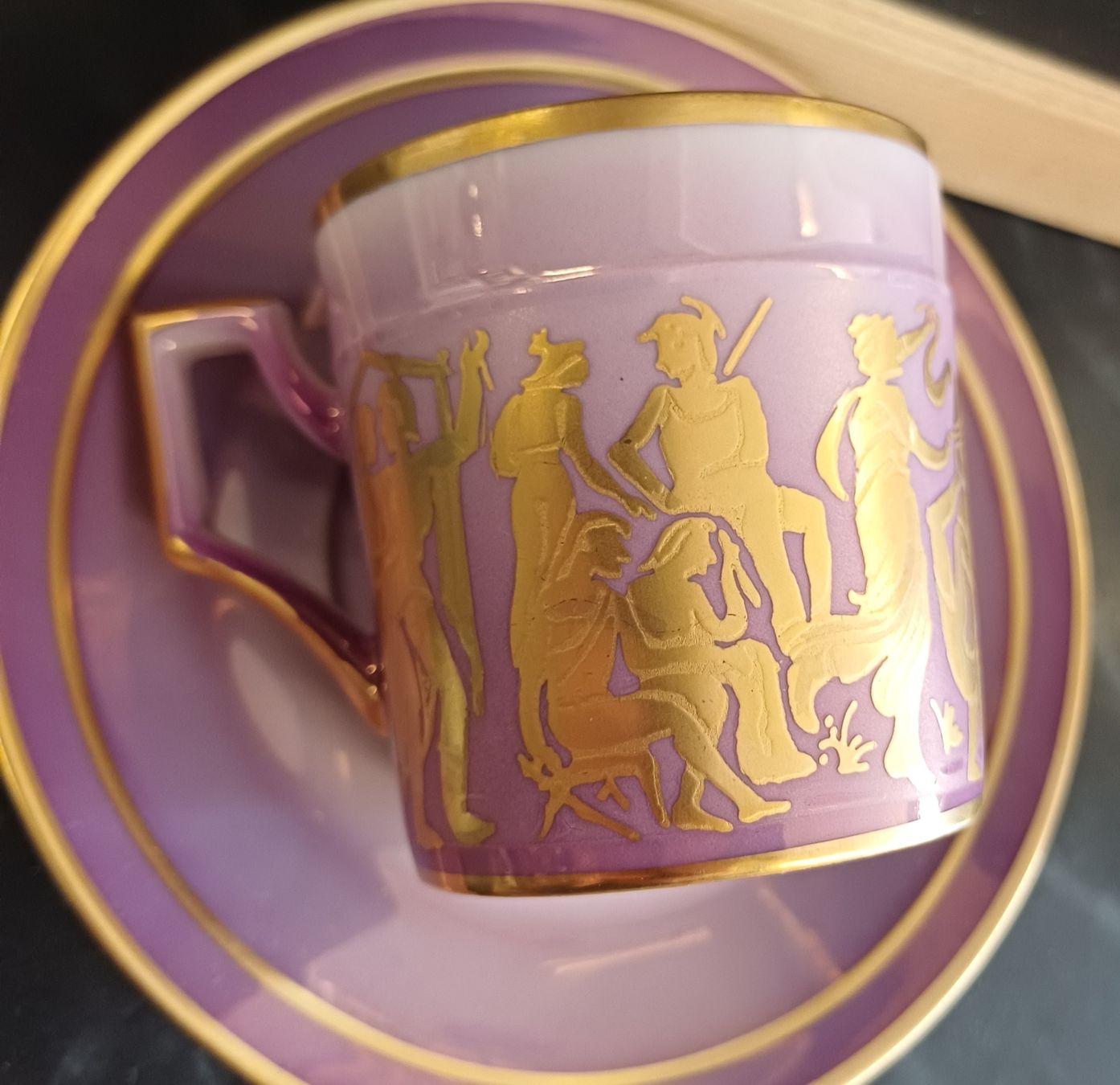 Tazze: Morbelli Tassen mit Gold – Usato da Merenschwand venduto da Brockinell 3