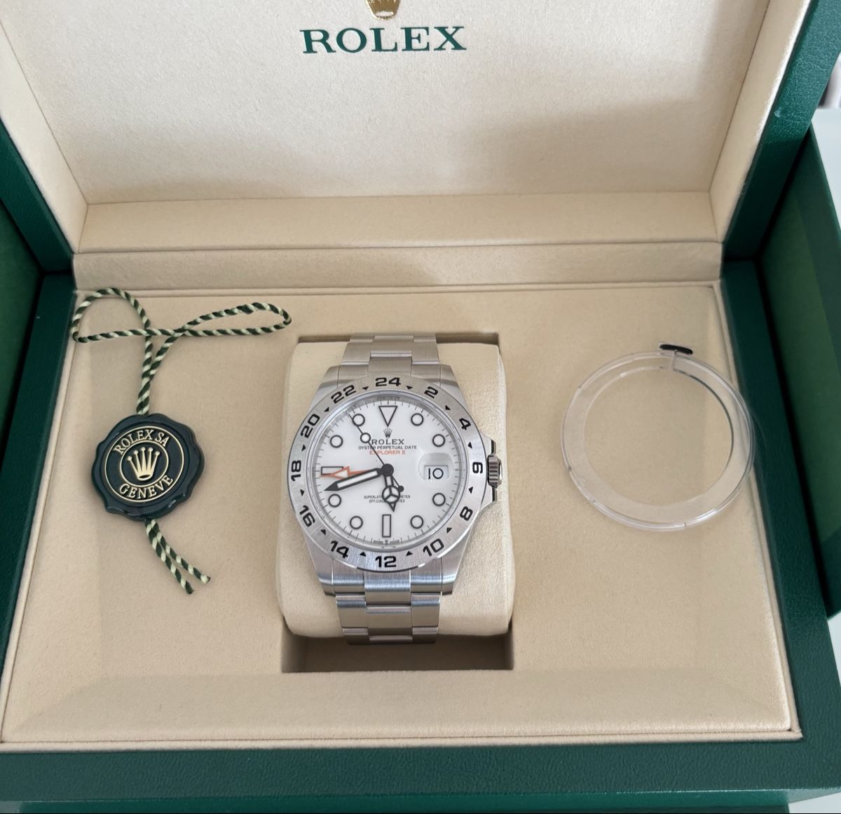 Rolex Orologi: NEUE Rolex Explorer II 42mm, Ref. 226570, Full Set 2026 – Nuovo (secondo la descrizione) da Herrenschwanden venduto da Meno11