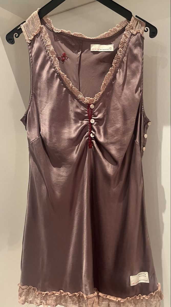Odd Molly Top: Odd Molly Seidentop – Usato da Eschen venduto da regino