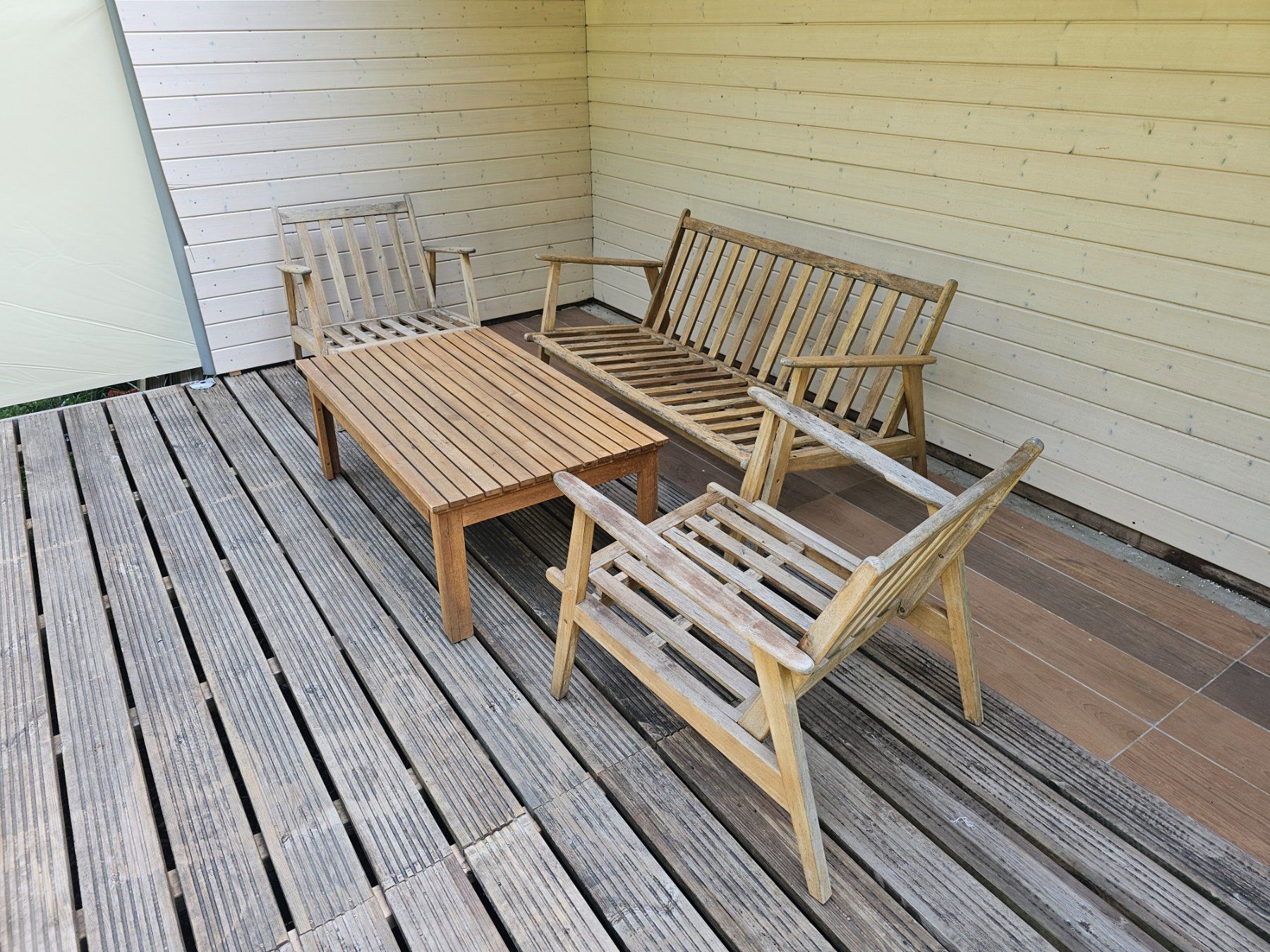 Divani: Garten Lounge Set / Sitzgruppe 4-teilig – Usato da Etzgen venduto da VierRingeA6 1