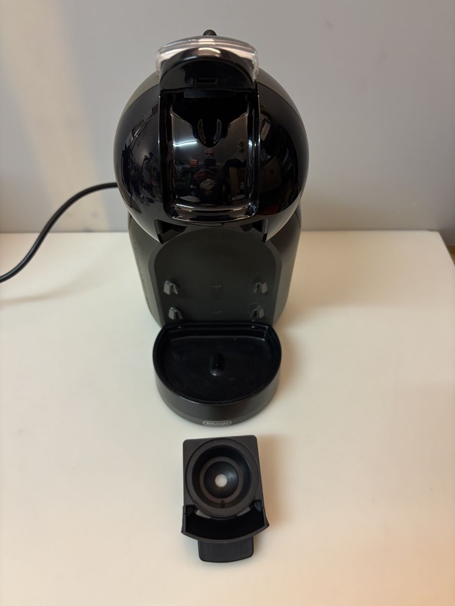Nescafé Macchine per caffè & Macchine per espresso: Nescafe DOLCE GUSTO MINI ME Kaffemaschine – Difettoso da Küssnacht am Rigi venduto da sie_5yqs 5