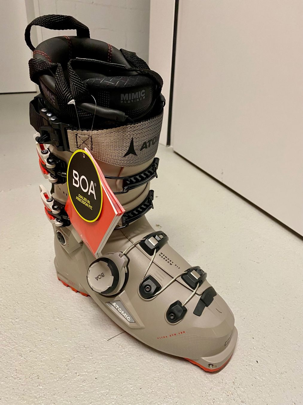 Atomic Sci: Scarponi da sci Atomic Hawx Ultra XTD 130 nuovi! – Nuovo e nell'imballaggio originale da Locarno venduto da Pierfi87 3