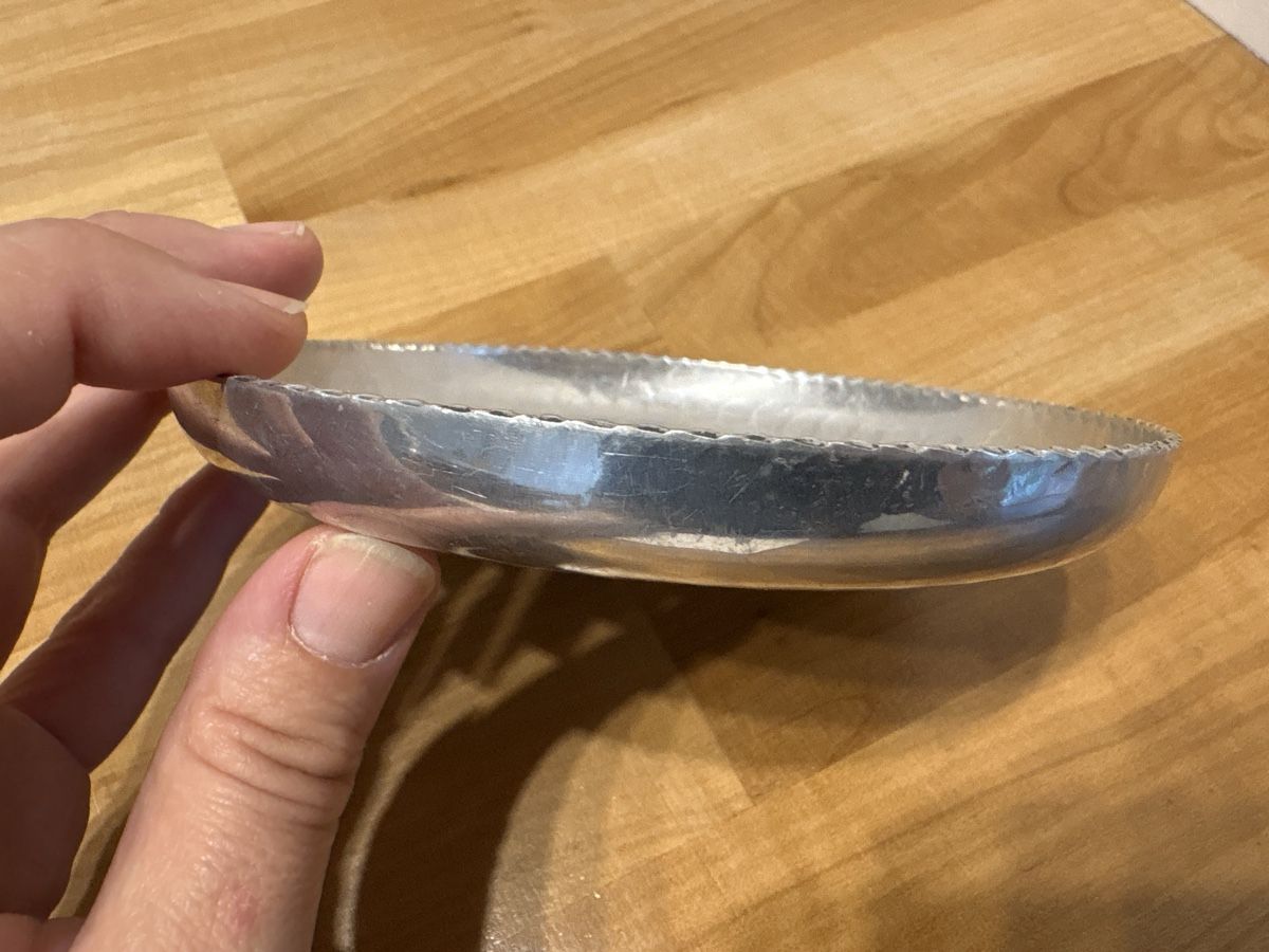 Tutte le decorazioni: Teller aus aluminium / Neuchâlet – Usato da Rümlang venduto da SchumBru10 2