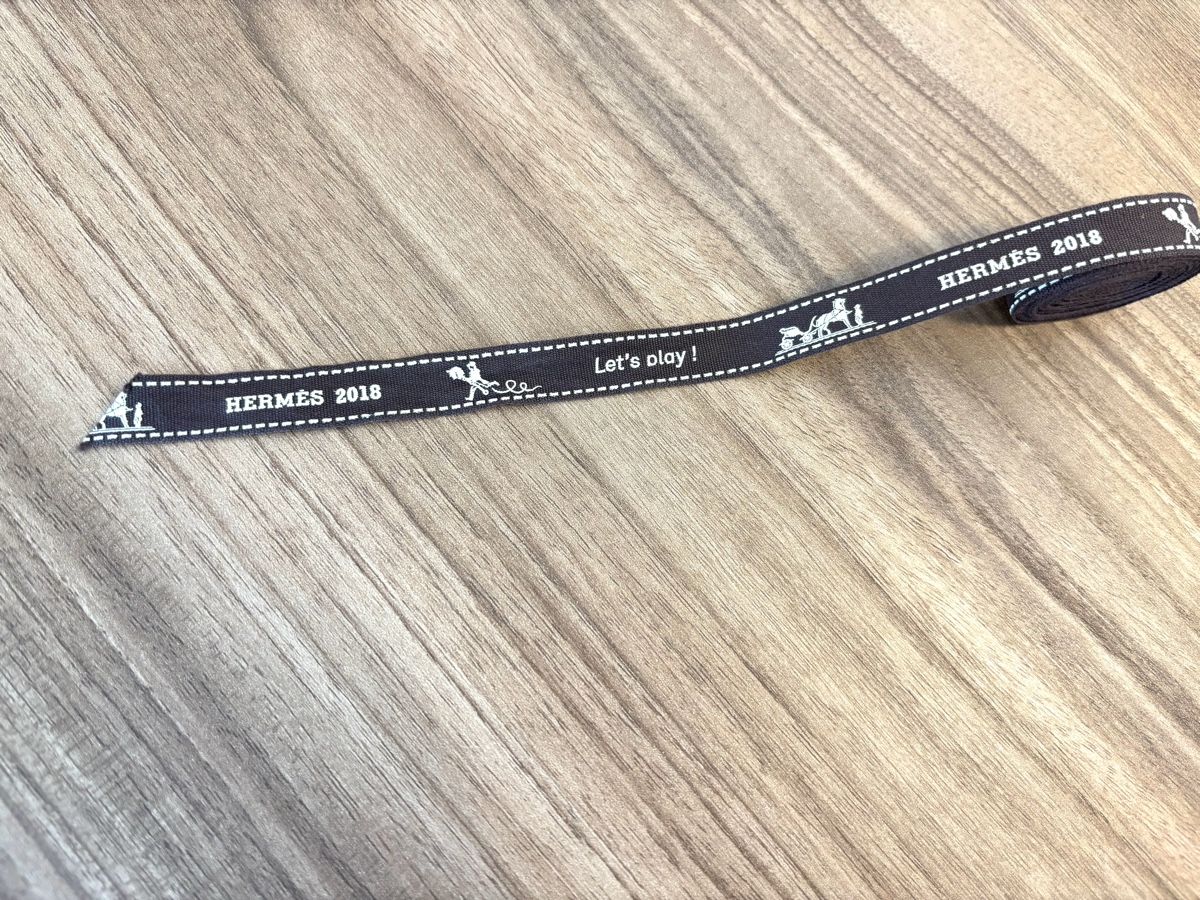 Hermès Borse: Hermes Ribbon from Different Years!  – Nuovo (secondo la descrizione) da Winterthur venduto da Atelier.W.Maison 2