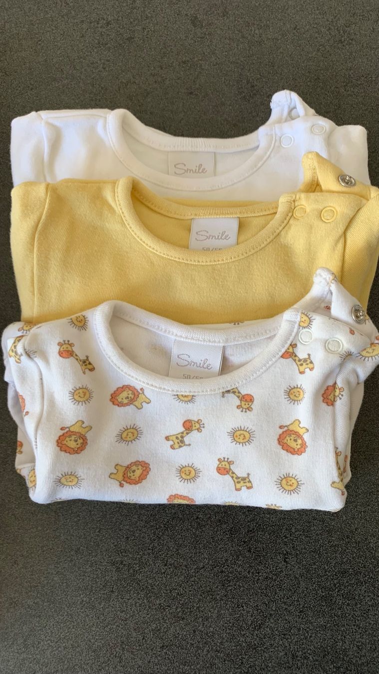 Lotti & Set di vestiti: Babykleider Grösse 50/58 – Usato da Romanshorn venduto da oag_mh9q 5
