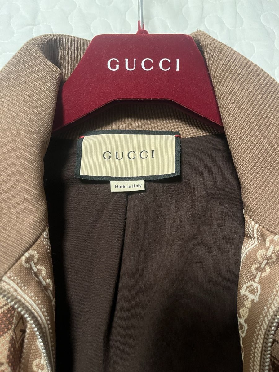 Gucci Giacche: Gucci Jacke – Nuovo (secondo la descrizione) da Gossau SG venduto da DeRiE 3