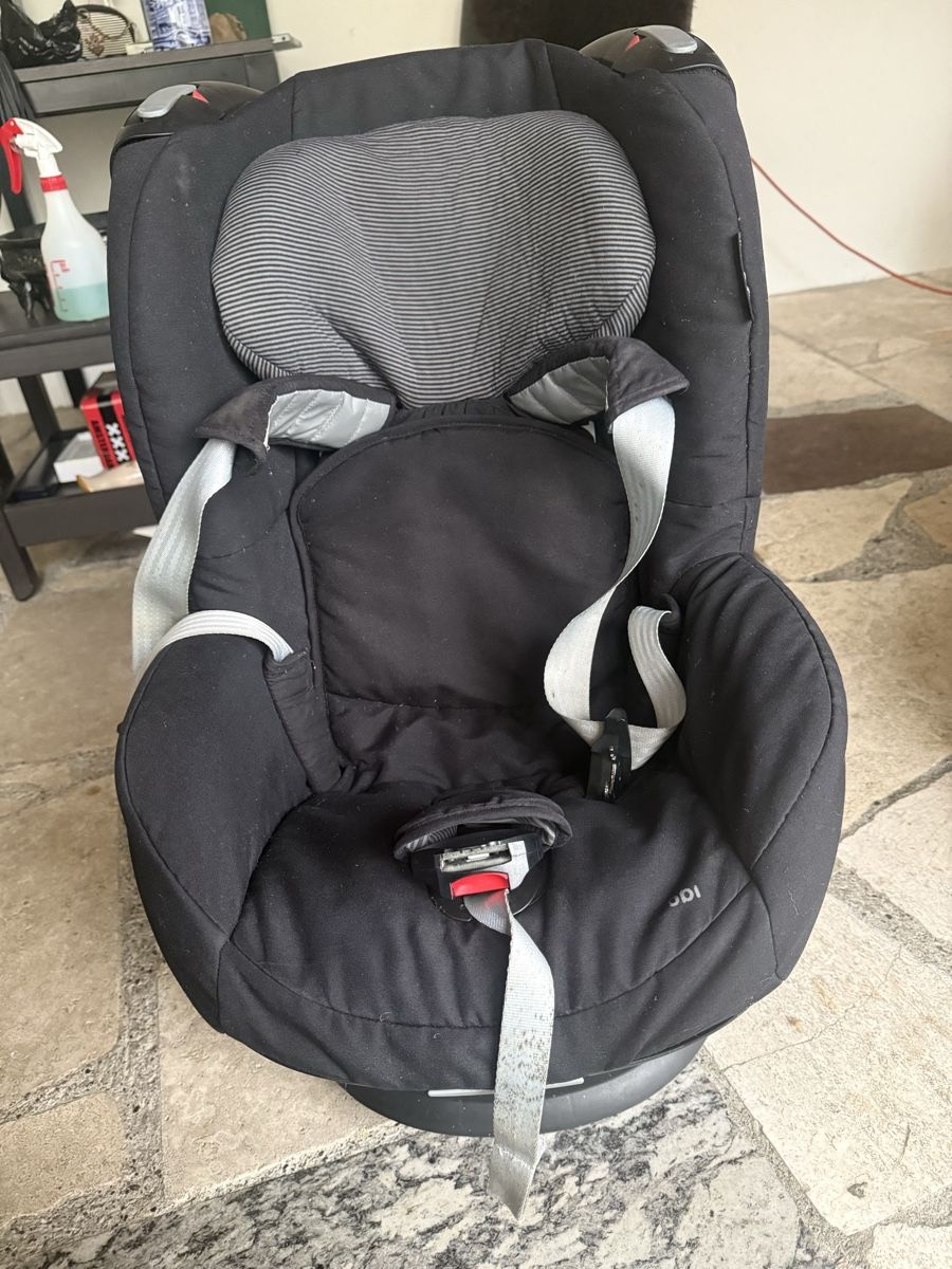 Seggiolini per auto: Maxicosi  Auto Kindersitz – Usato da suhr venduto da qwertzu04