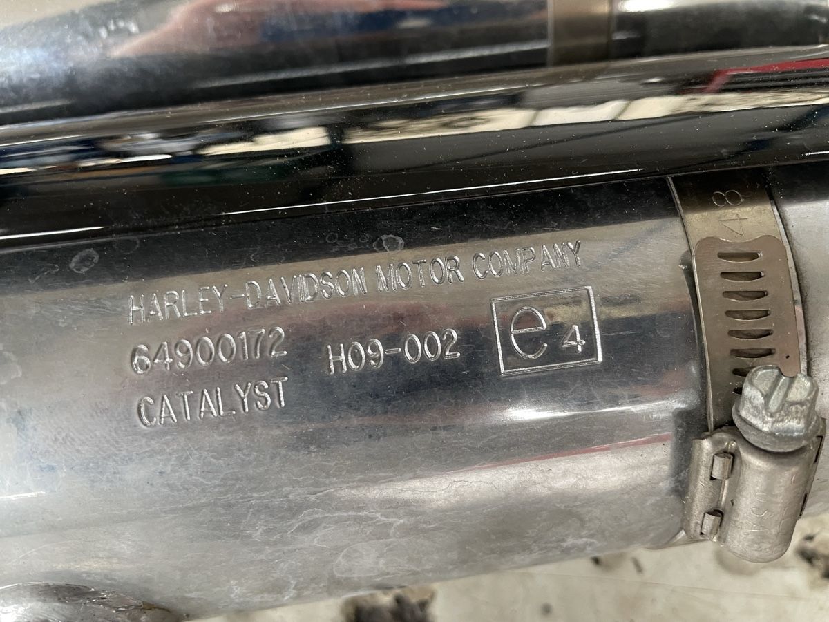 Harley-Davidson Sistemi di scarico: Harley Davidson Auspufftöpfe Original – Usato da Thun venduto da Palmeli 3