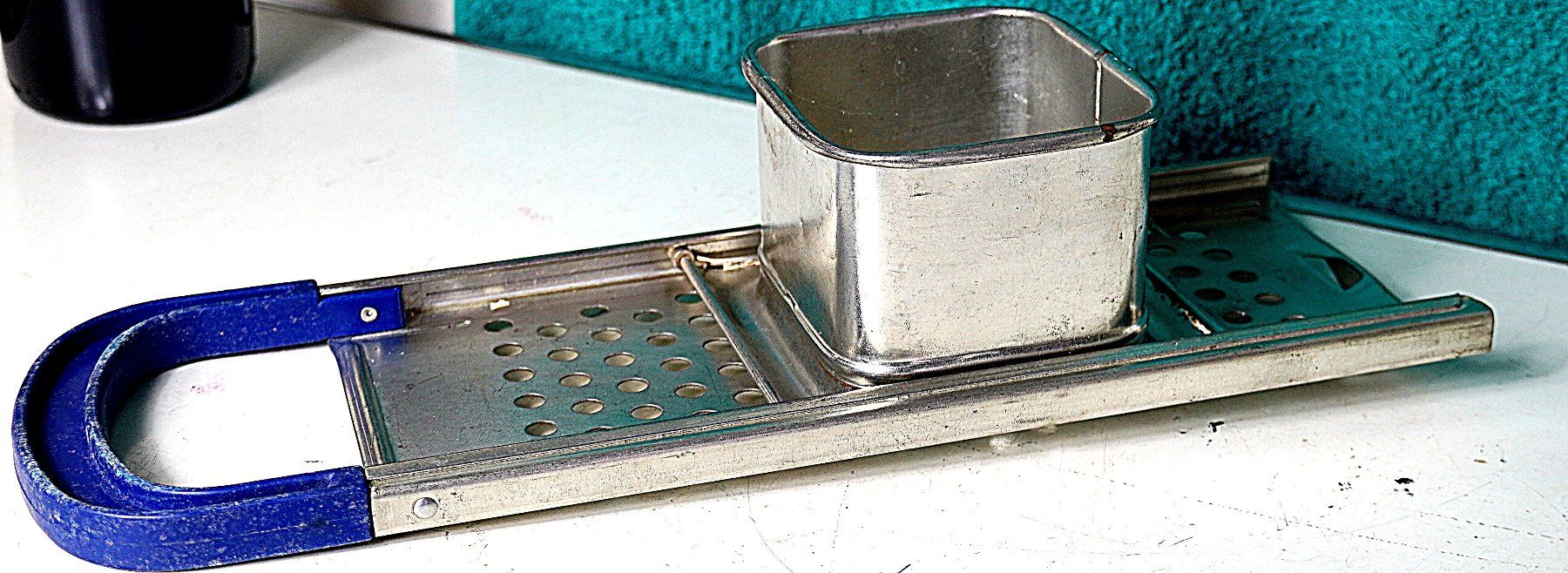 Elettrodomestici da cucina: Spätzlihobel Knöpflisieb profi – Usato da Baar venduto da 2cvbaar