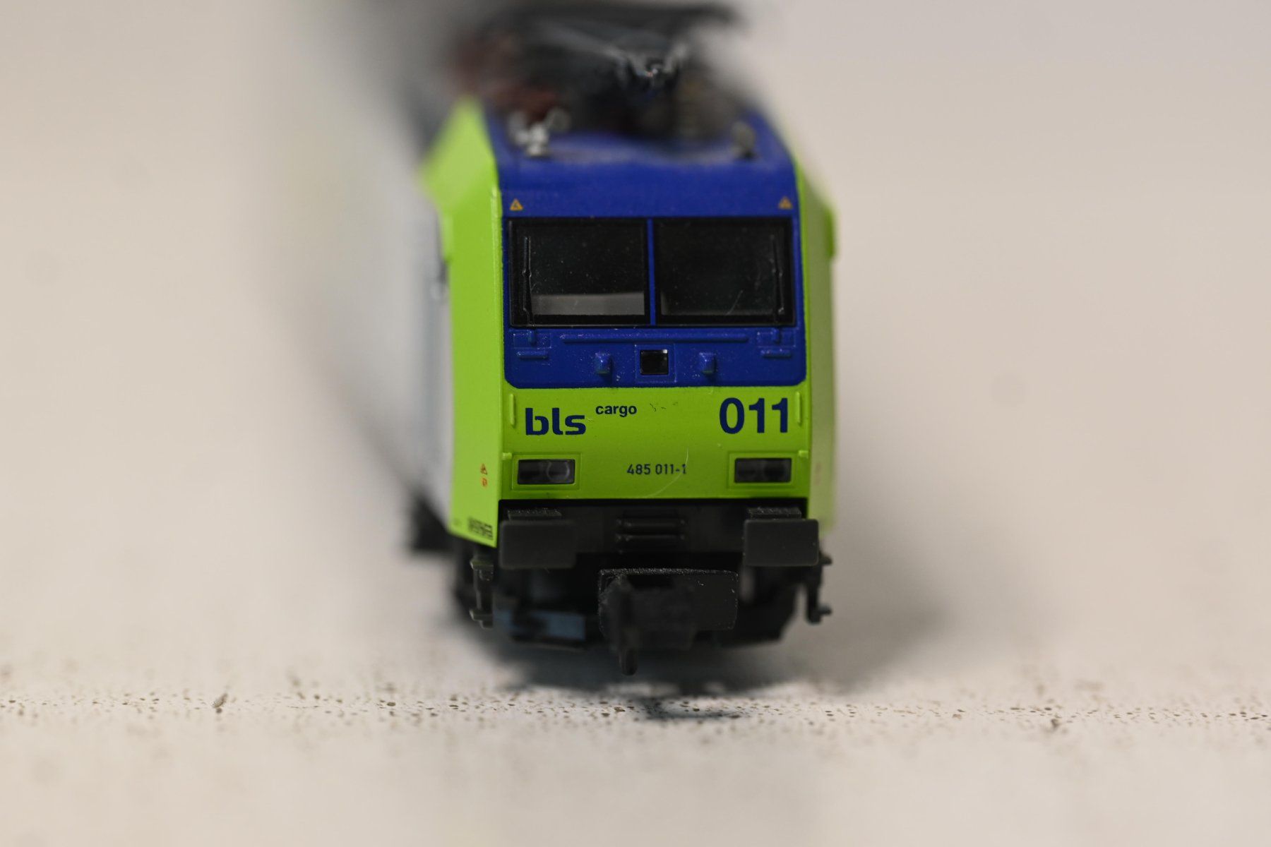 Fleischmann Trains électriques: Re 485 Cargo BLS Fleischmann Spur N , läuft nicht – Défectueux à Laupen ZH par Zmoewe 4