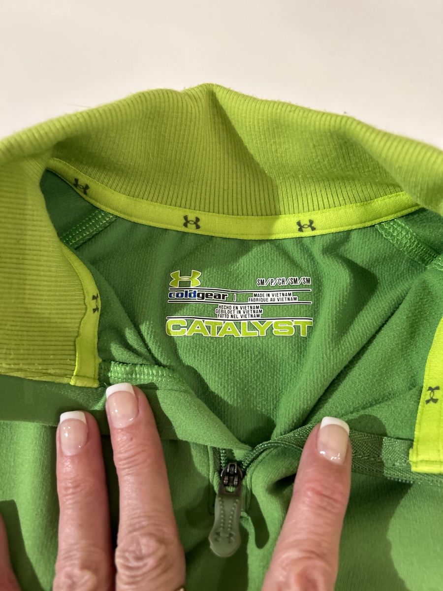 Under Armour Maglioni & Felpe: Shirt – Usato da Jenins venduto da Pocahontas013 2