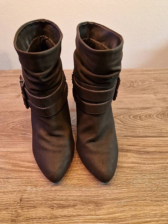 Scarpe da donna: Stiefelette Gr. 36 – Usato da Spiez venduto da tweety033 2