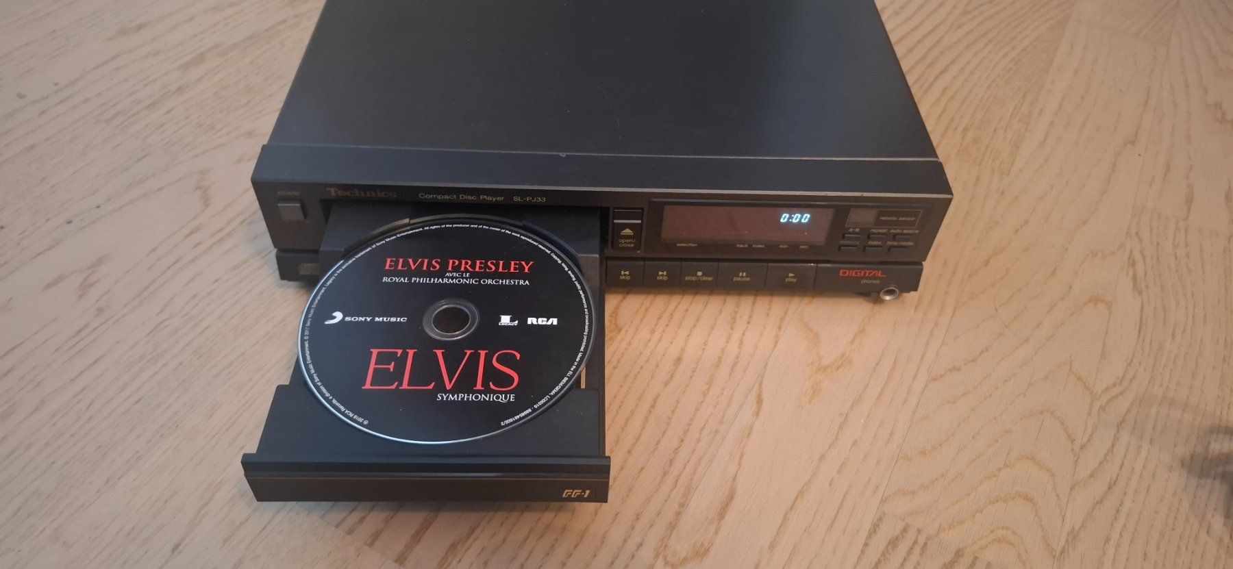 CD: lecteur CD TECHNICS SL-PJ33 – Usato da Chancy venduto da dave58v 2