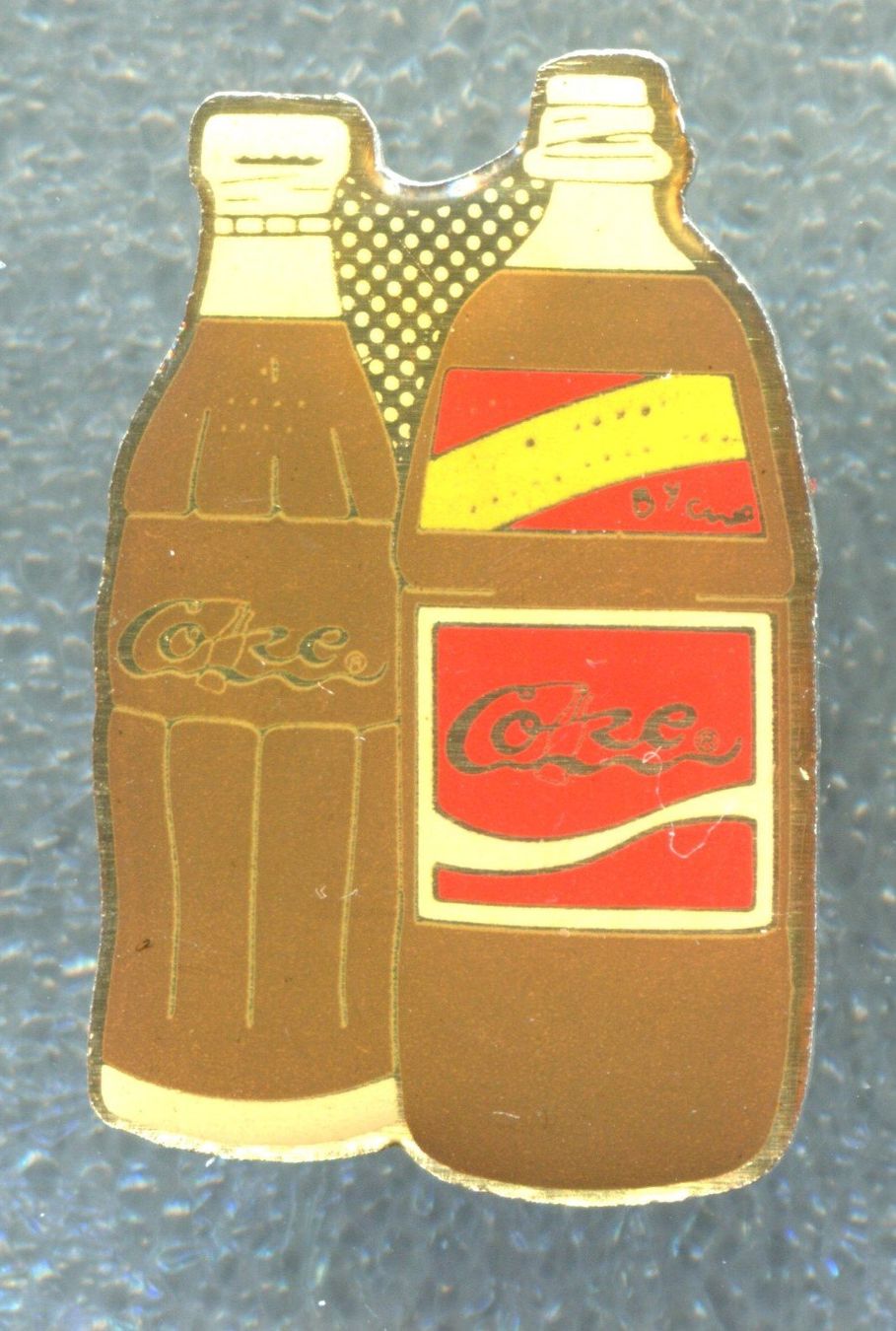 Coca-Cola Plaketten & Abzeichen: Coca Cola  Flaschen – Gebraucht aus Winterthur von Sammleroase